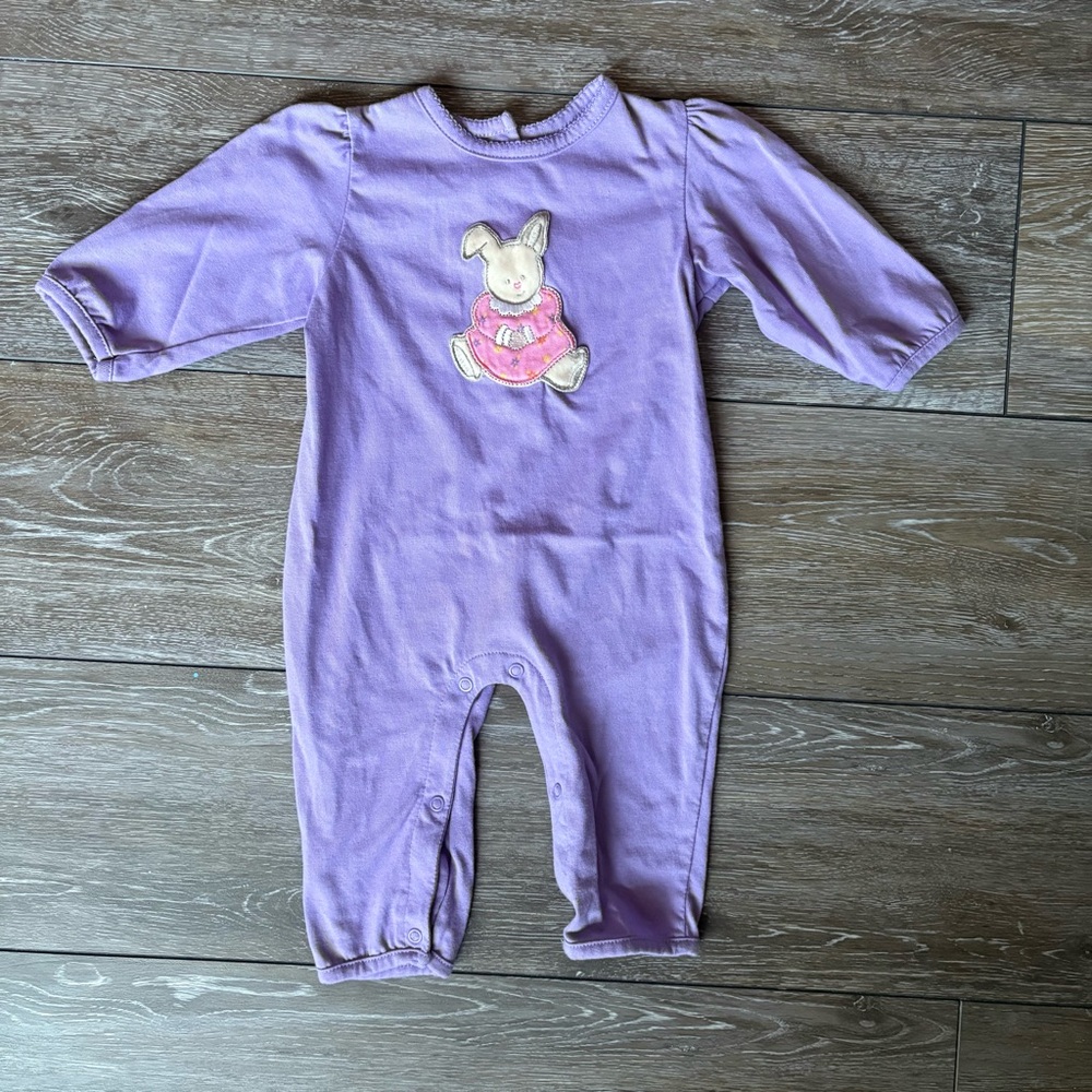 Vintage Bunny Romper‎